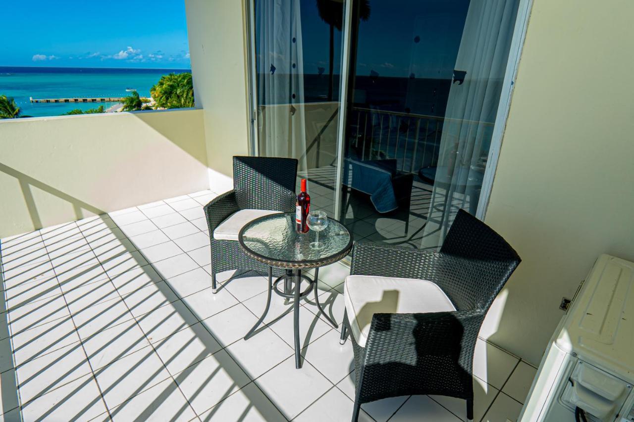Welcome To Stunning Ocean Views At Studio 503 Montego Bay Eksteriør billede