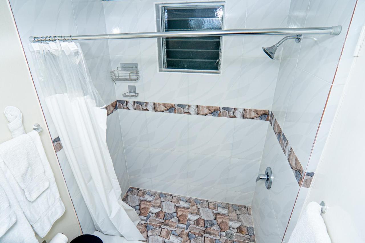 Welcome To Stunning Ocean Views At Studio 503 Montego Bay Eksteriør billede