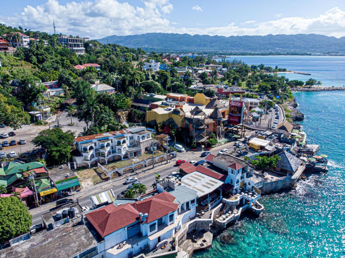 Welcome To Stunning Ocean Views At Studio 503 Montego Bay Eksteriør billede