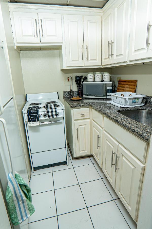 Welcome To Stunning Ocean Views At Studio 503 Montego Bay Eksteriør billede
